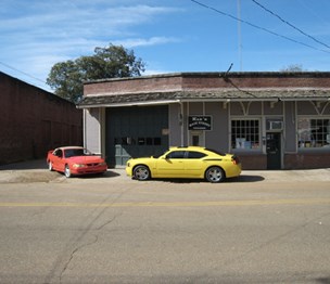 Kaz's Main Street Garage